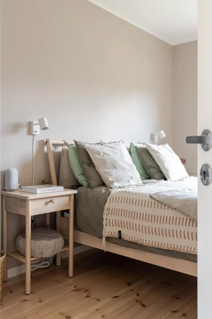 bedroom-storfors-cheapscandihomes