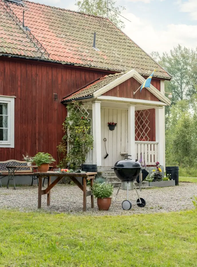 self-sufficient-30s-home-central-sweden-cheapscandihomes