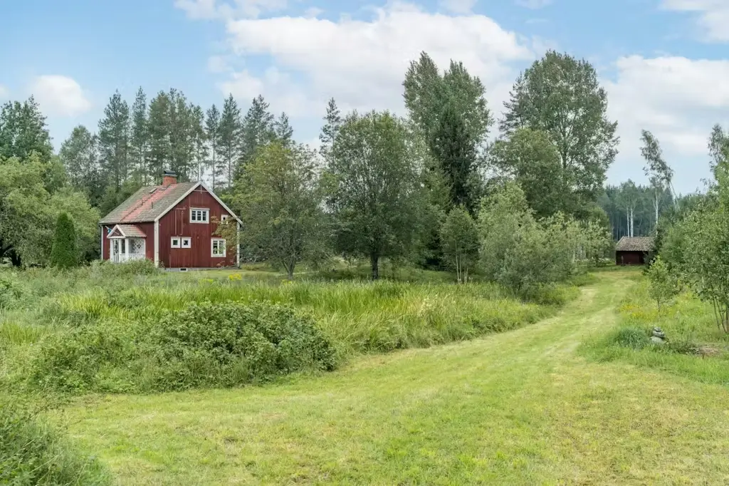 self-sufficient-30s-home-central-sweden-cheapscandihomes