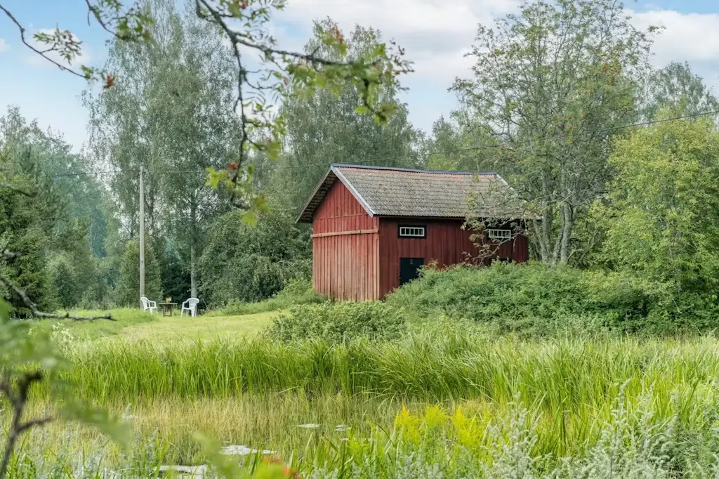 self-sufficient-30s-home-central-sweden-cheapscandihomes