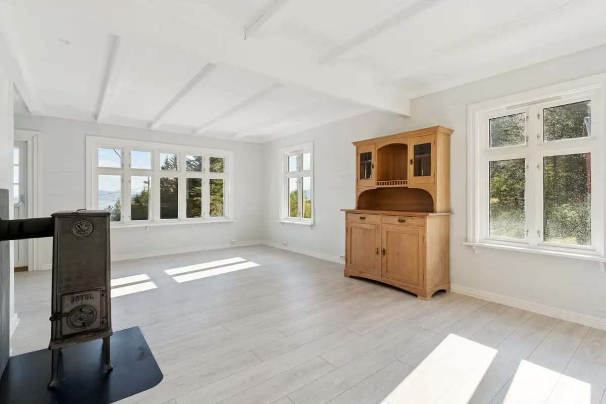 small-1920s-farm-west-coast-norway-cheapscandihomes