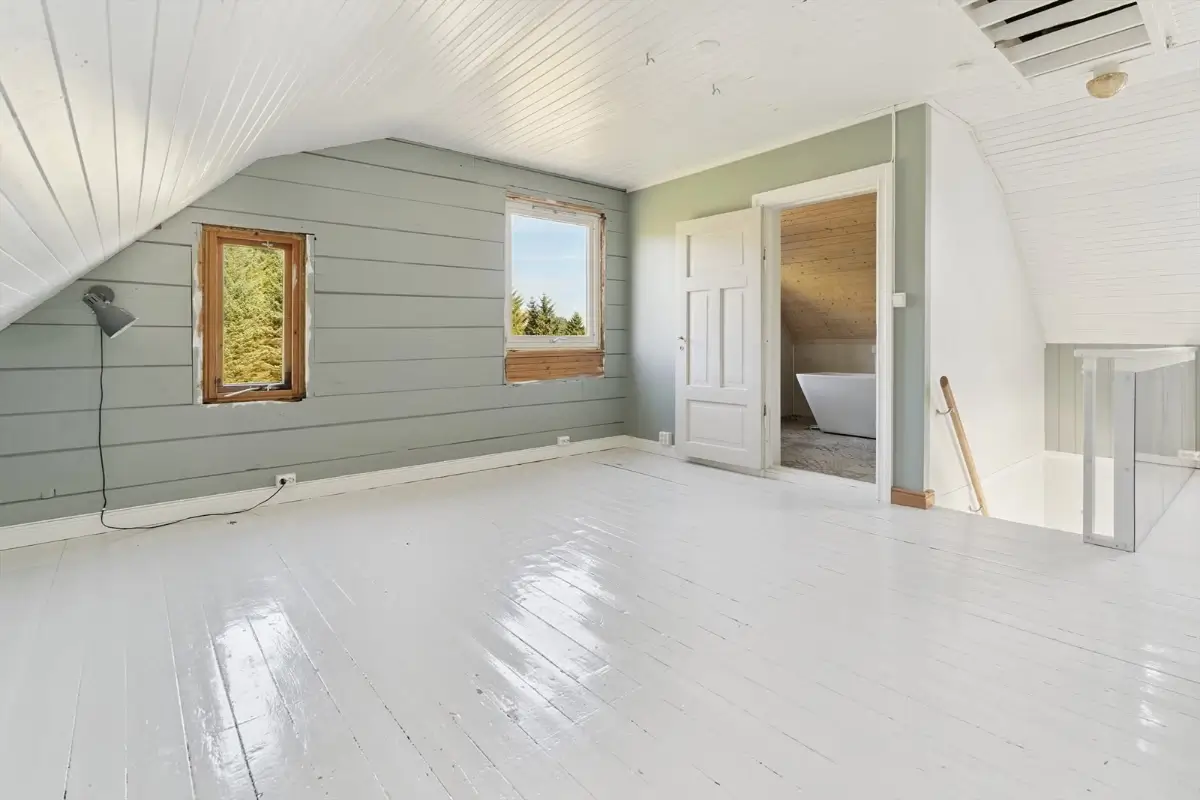 small-1920s-farm-west-coast-norway-cheapscandihomes