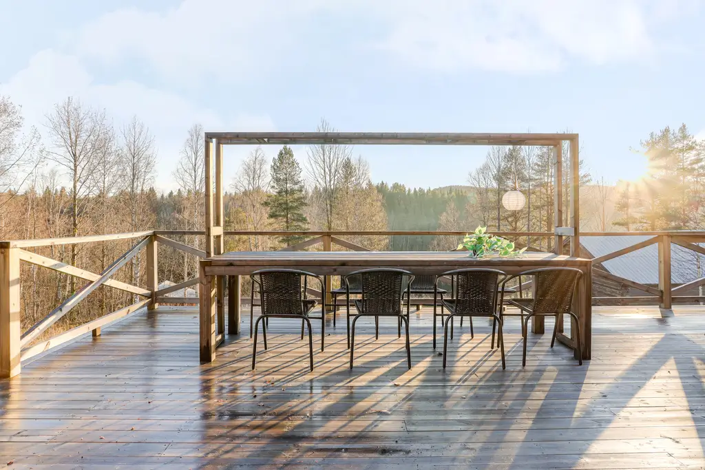 timber-home-river-views-north-sweden-cheapscandihomes