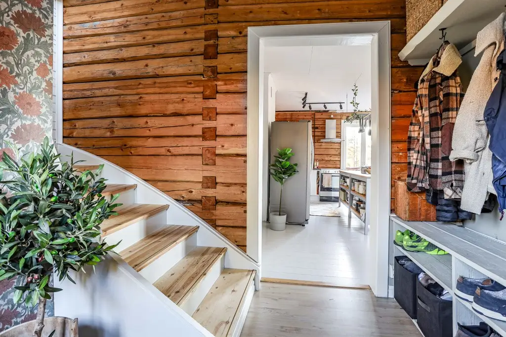 timber-home-river-views-north-sweden-cheapscandihomes