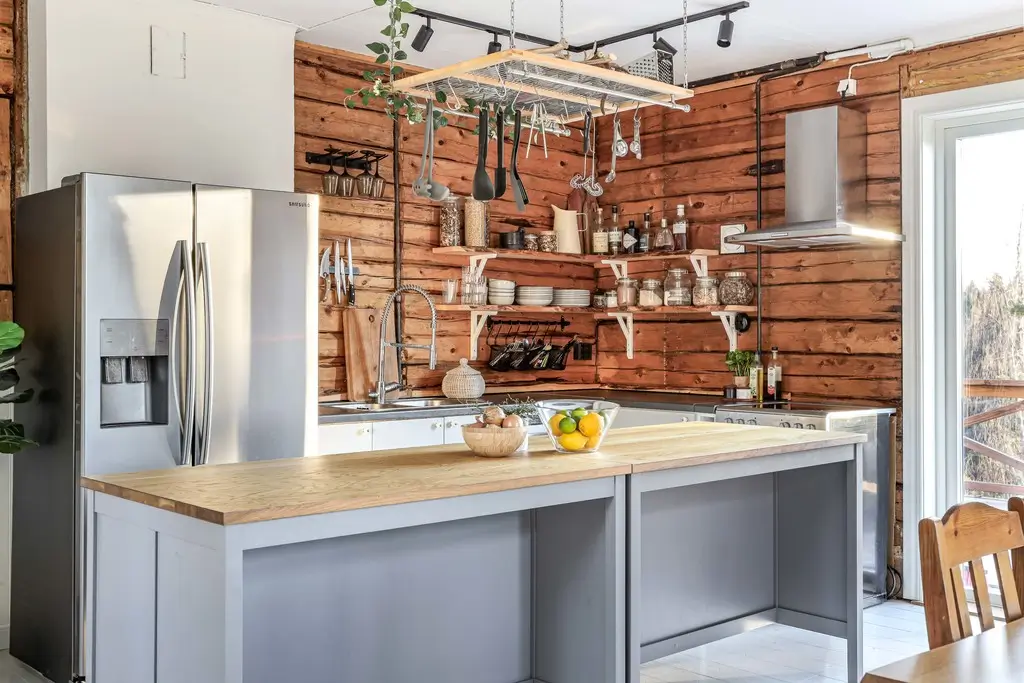 timber-home-river-views-north-sweden-cheapscandihomes