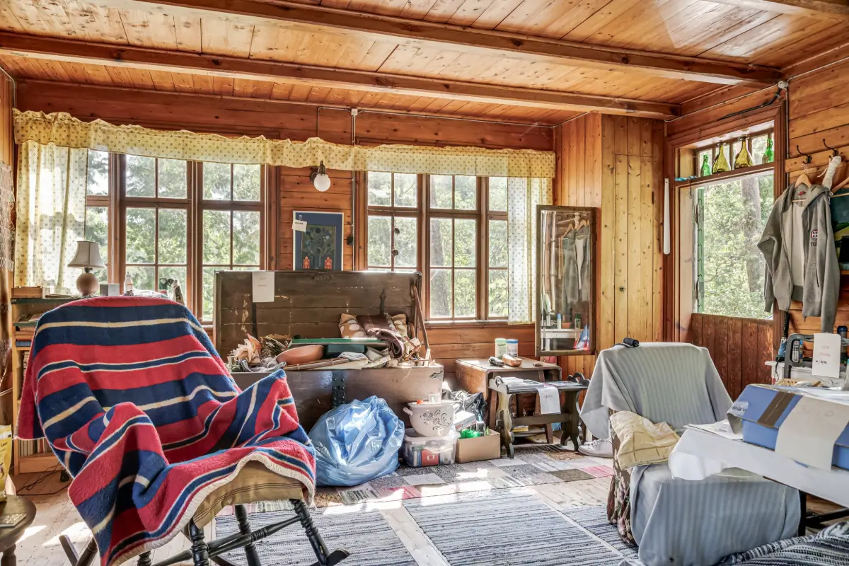 traditional-early-20th-century-house-sweden-cheapscandihomes