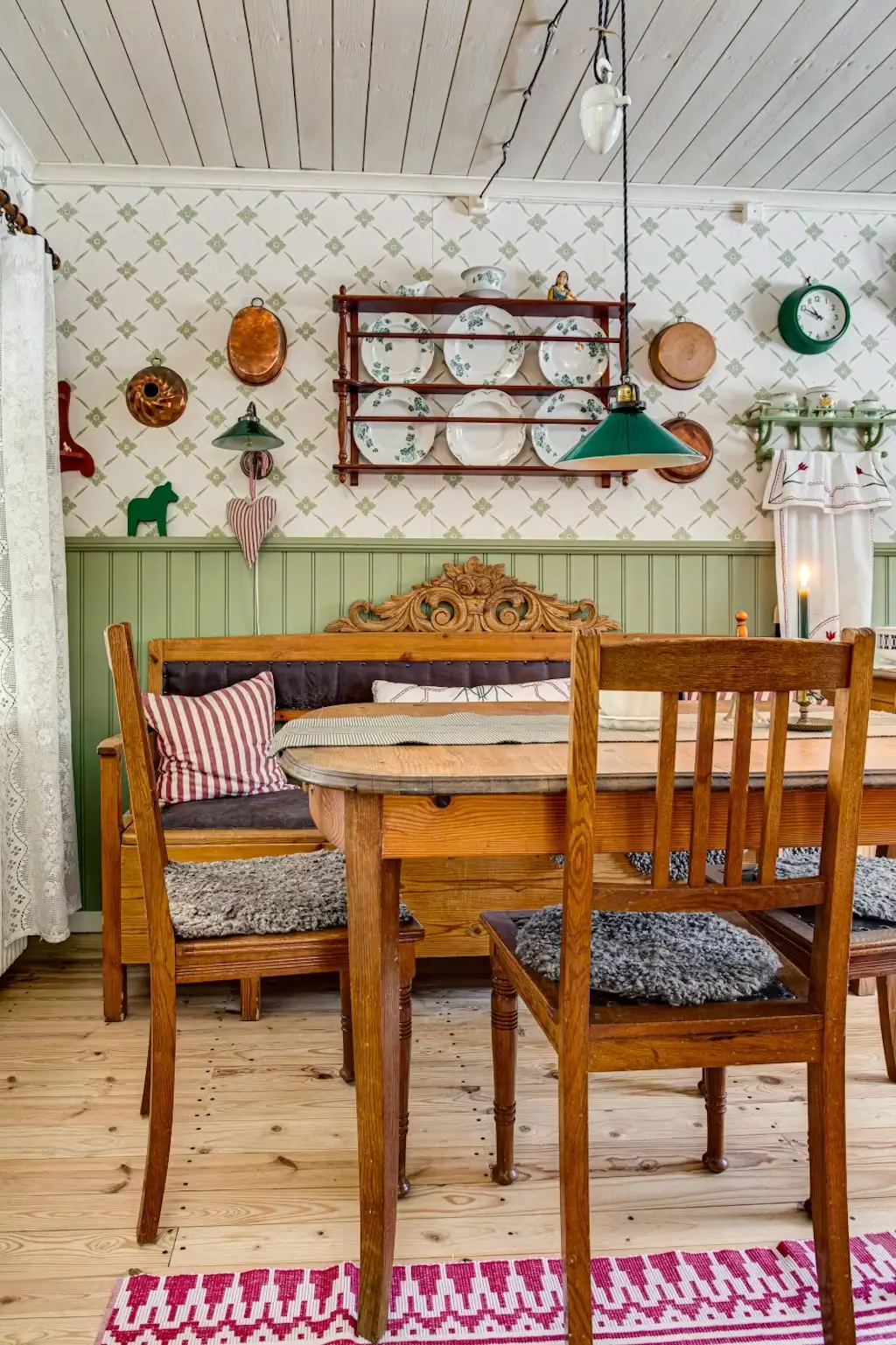 cozy-19th-century-country-house-central-sweden-cheapscandihomes