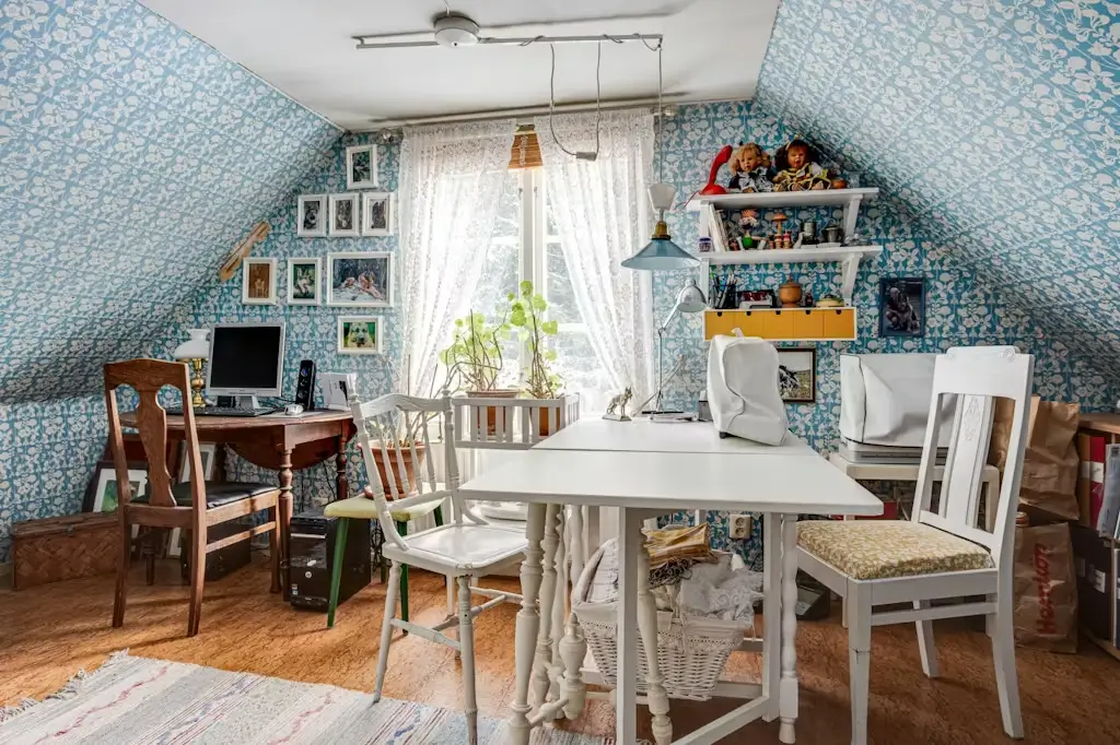 cozy-19th-century-country-house-central-sweden-cheapscandihomes