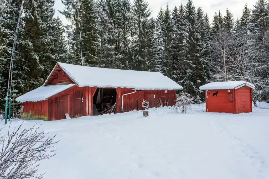 cozy-19th-century-country-house-central-sweden-cheapscandihomes