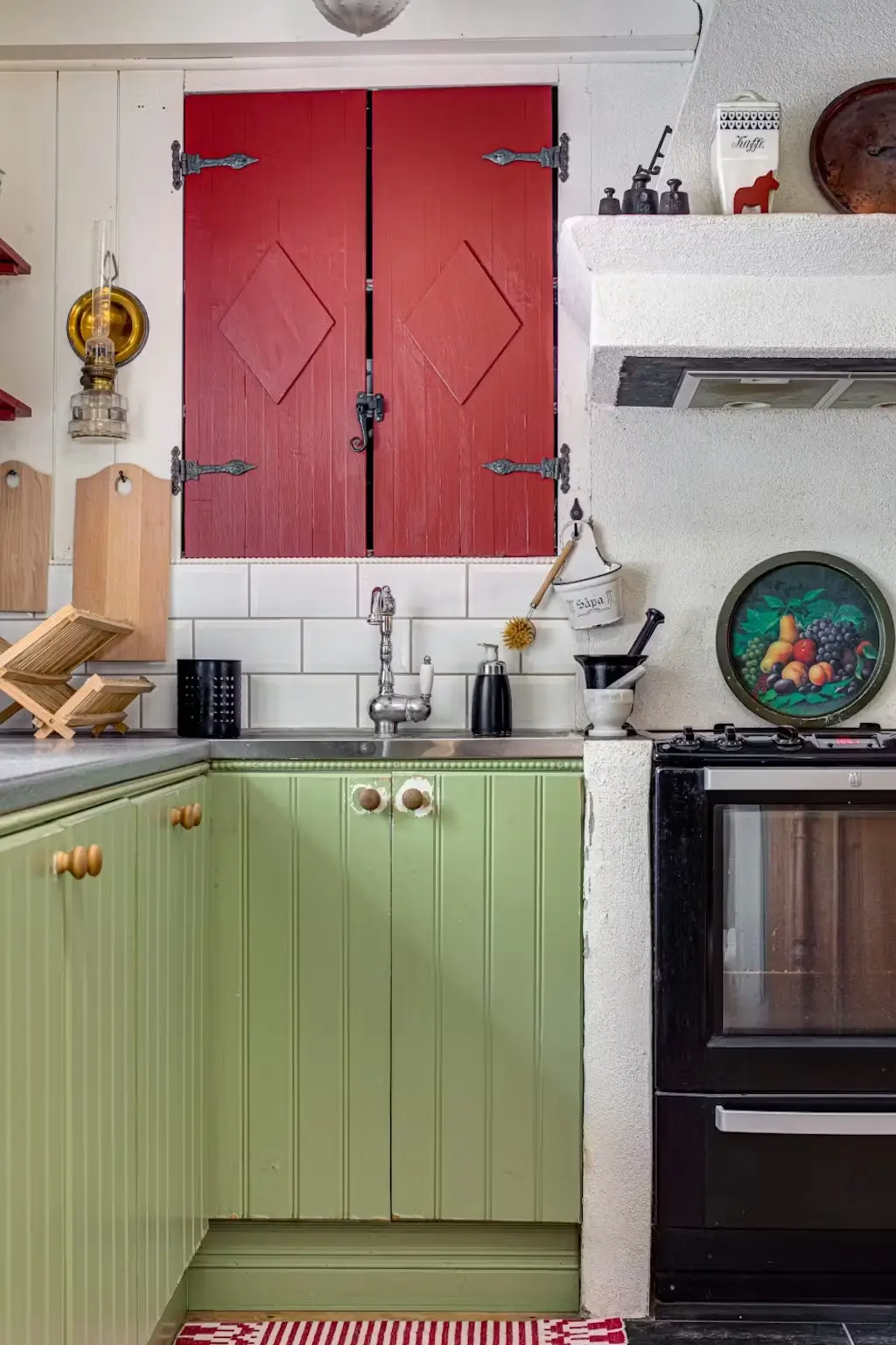 cozy-19th-century-country-house-central-sweden-cheapscandihomes