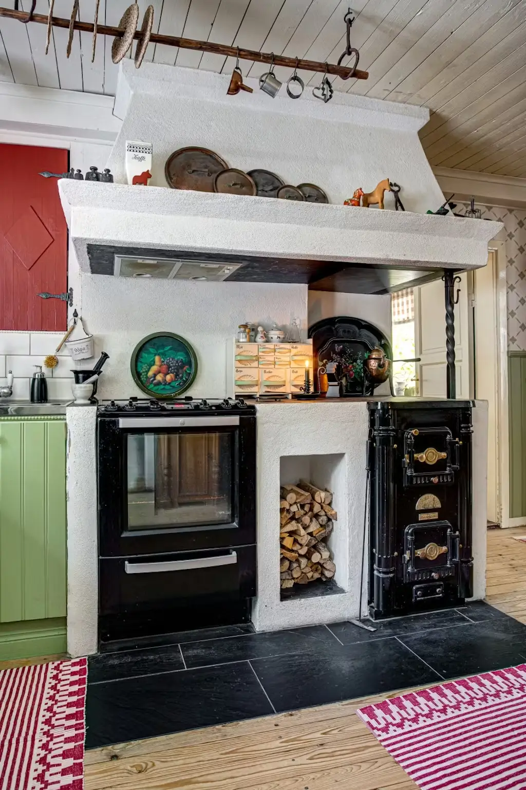 cozy-19th-century-country-house-central-sweden-cheapscandihomes