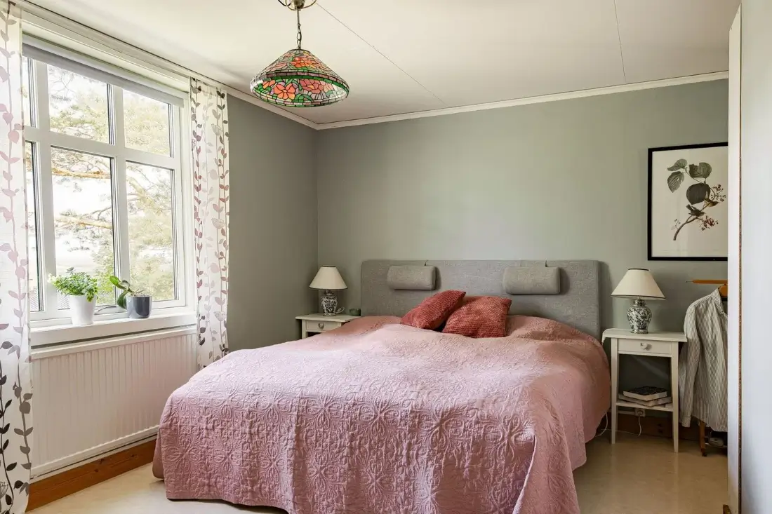 early-20th-century-home-with-guest-house-central-sweden-cheapscandihomes