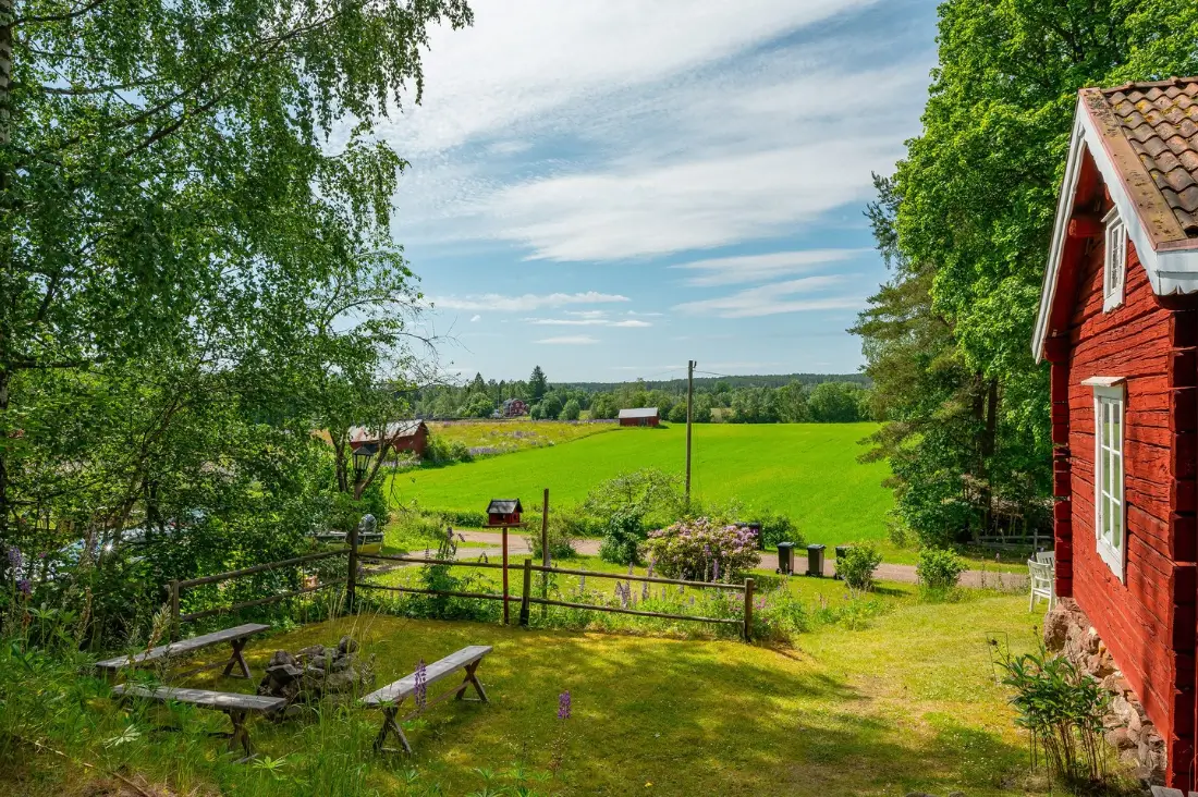 historic-character-swedish-cottage-two-hours-from-stockholm-cheapscandihomes