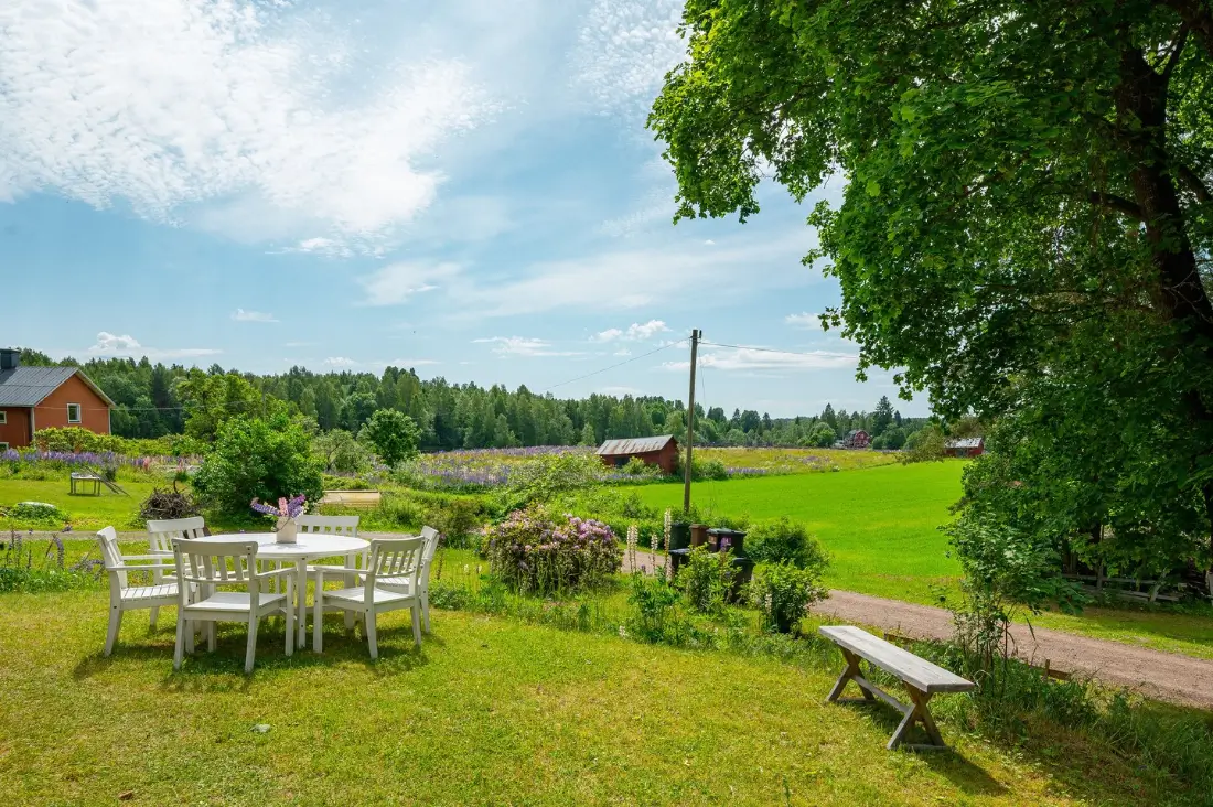 historic-character-swedish-cottage-two-hours-from-stockholm-cheapscandihomes