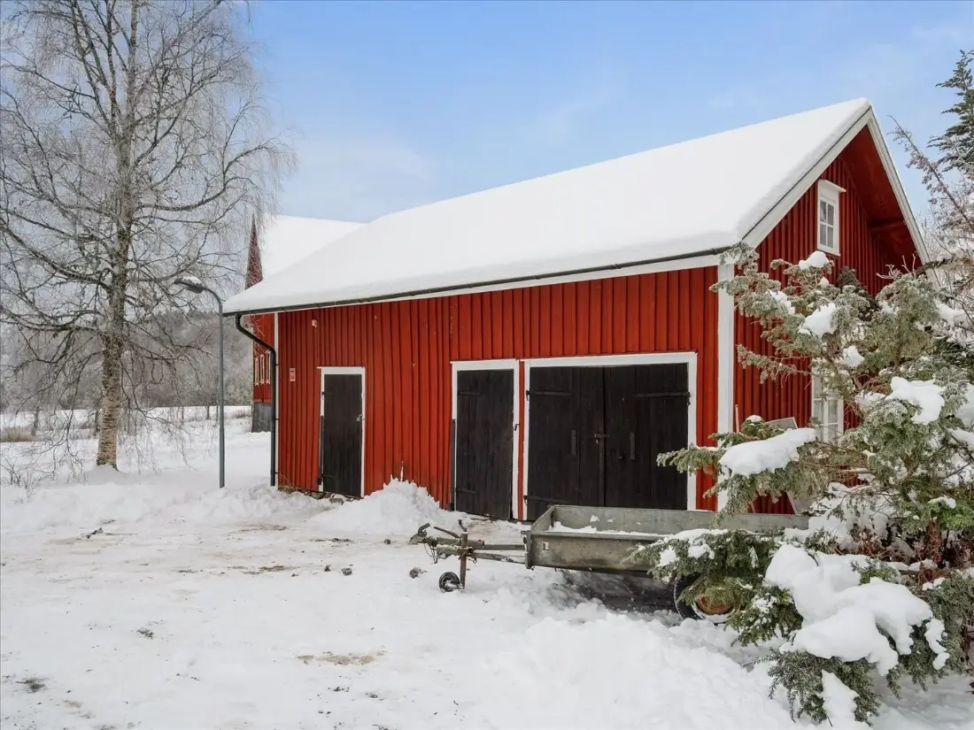 lakeside-1930s-home-west-sweden-cheapscandihomes