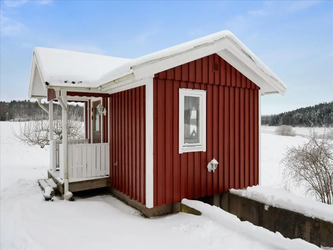 lakeside-1930s-home-west-sweden-cheapscandihomes