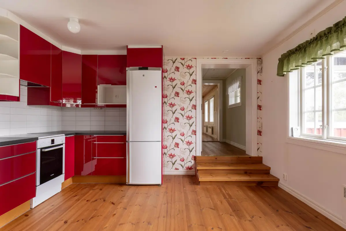 lakeside-home-east-central-sweden-cheapscandihomes