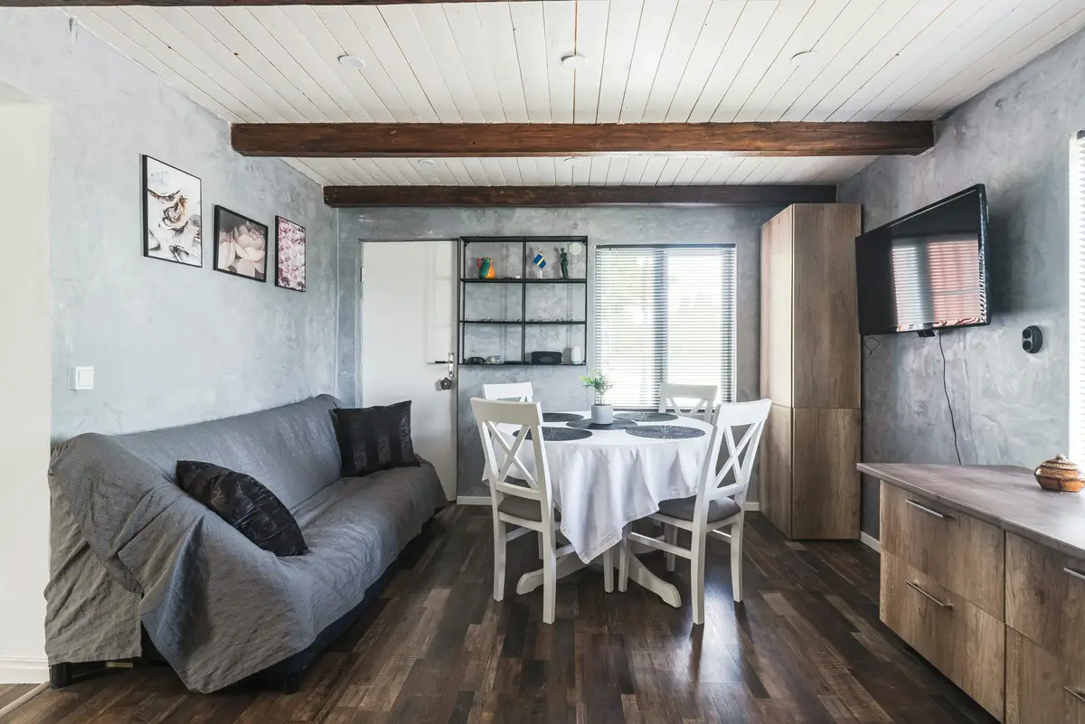 renovated-19th-century-home-central-sweden-cheapscandihomes