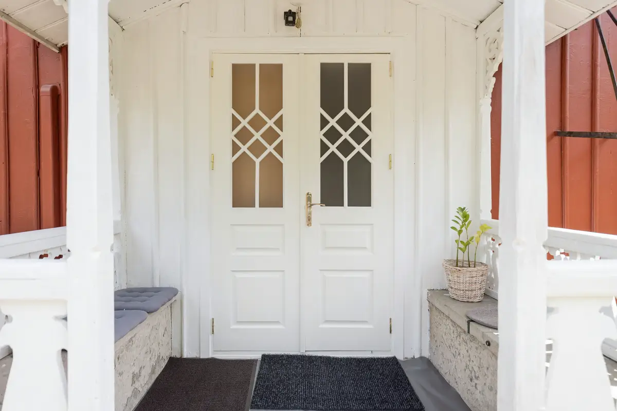 renovated-19th-century-home-central-sweden-cheapscandihomes