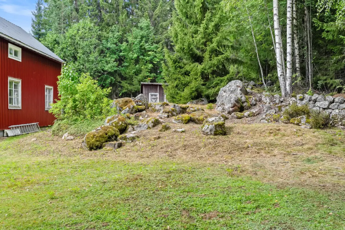 renovated-early-20th-century-cottage-north-sweden-cheapscandihomes