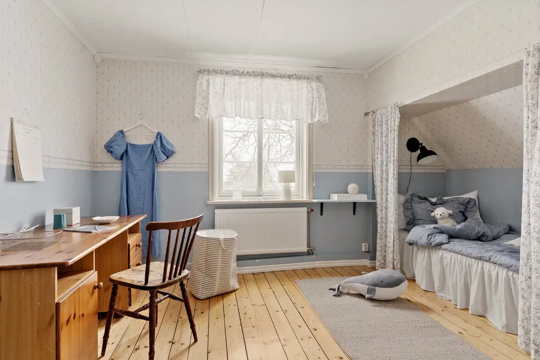 six-bedroom-early-20th-century-house-near-gothenburg-cheapscandihomes