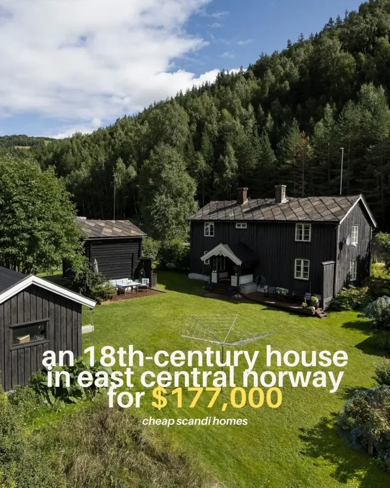 A Three-Bedroom 18th-Century House in Central Norway – $177,000