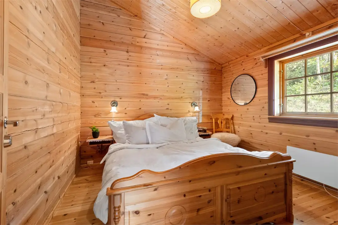 traditional-norwegian-wooden-cottage-fjord-west-norway-cheapscandihomes