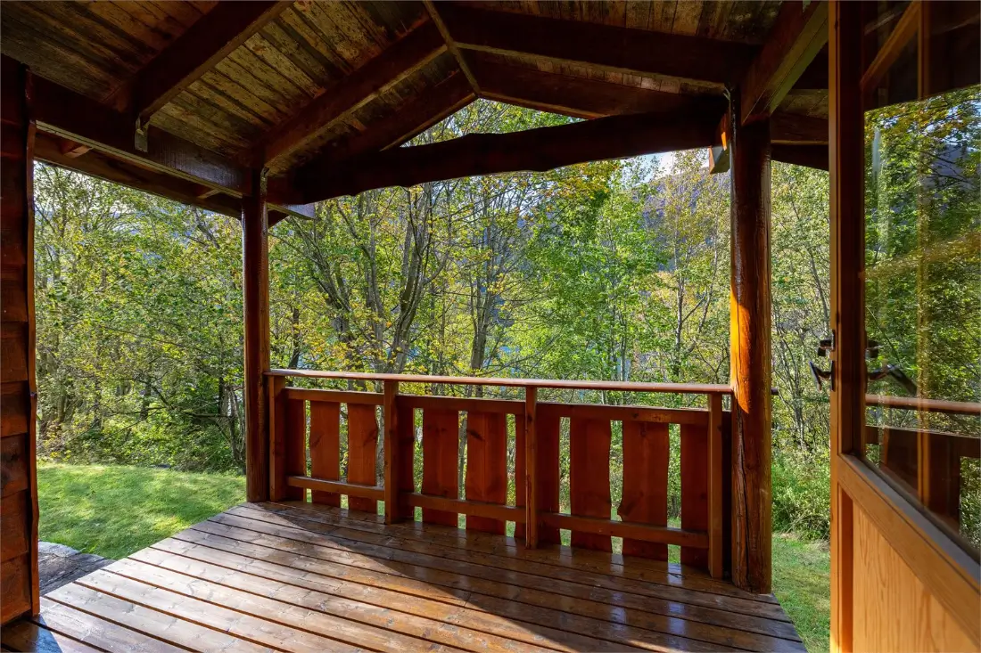 traditional-norwegian-wooden-cottage-fjord-west-norway-cheapscandihomes