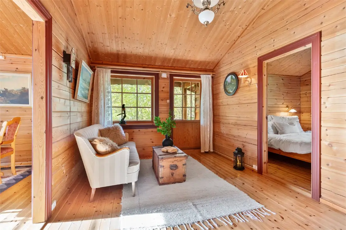 traditional-norwegian-wooden-cottage-fjord-west-norway-cheapscandihomes