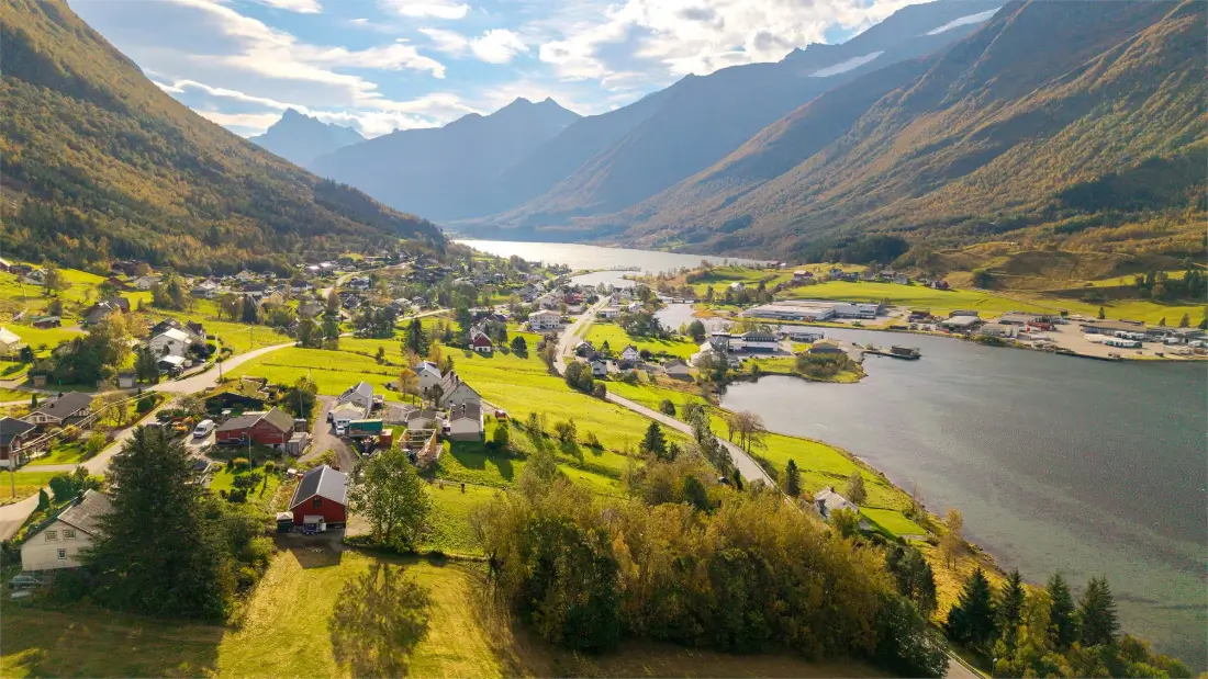 traditional-norwegian-wooden-cottage-fjord-west-norway-cheapscandihomes