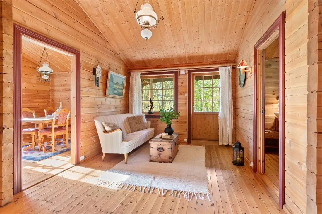 traditional-norwegian-wooden-cottage-fjord-west-norway-cheapscandihomes