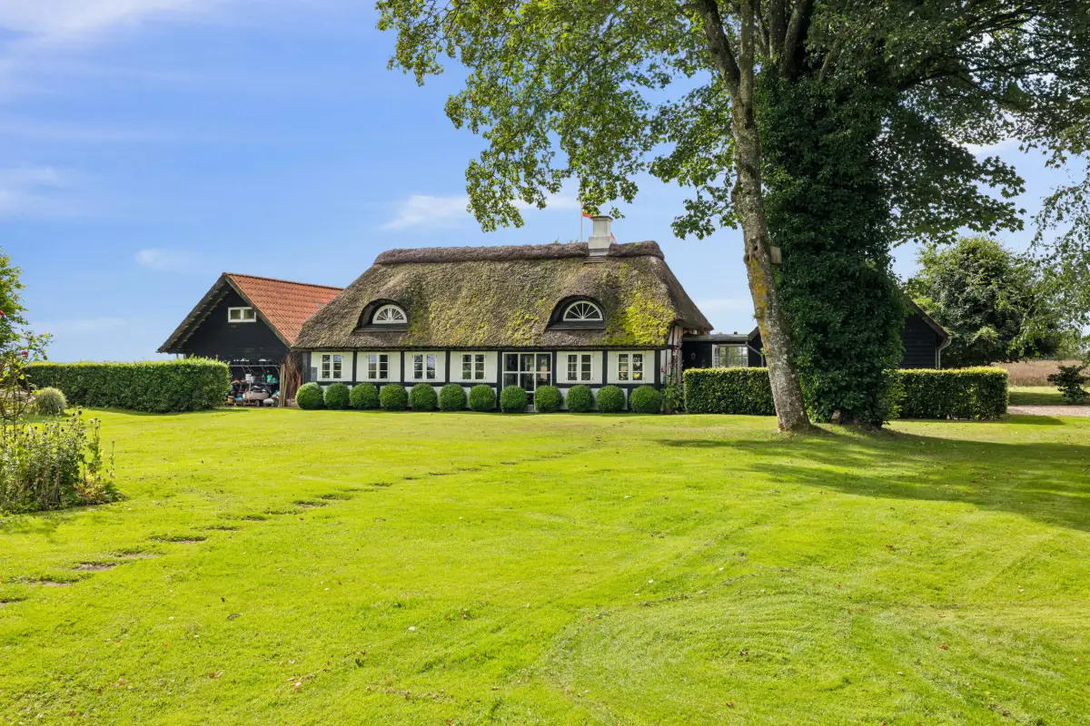 cozy-1870s-home-central-jutland-denmark-cheapscandihomes
