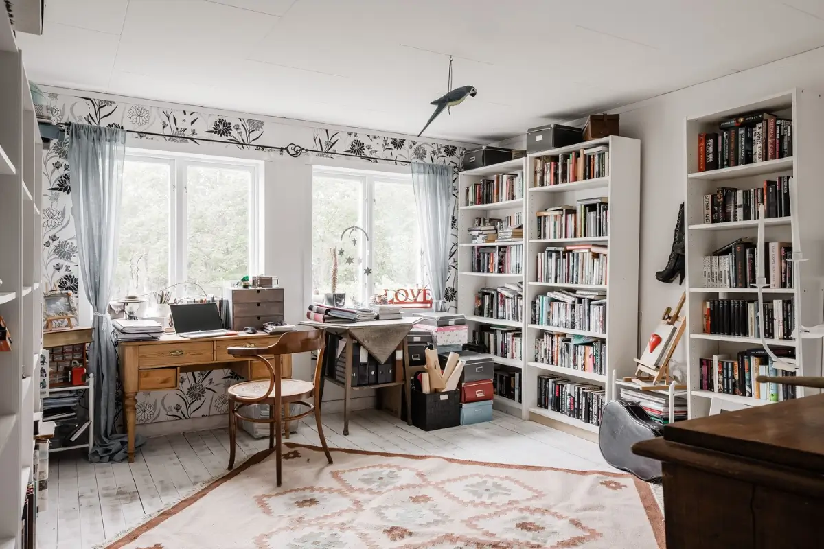 farm-with-outbuildings-close-to-lakes-south-west-sweden-cheapscandihomes