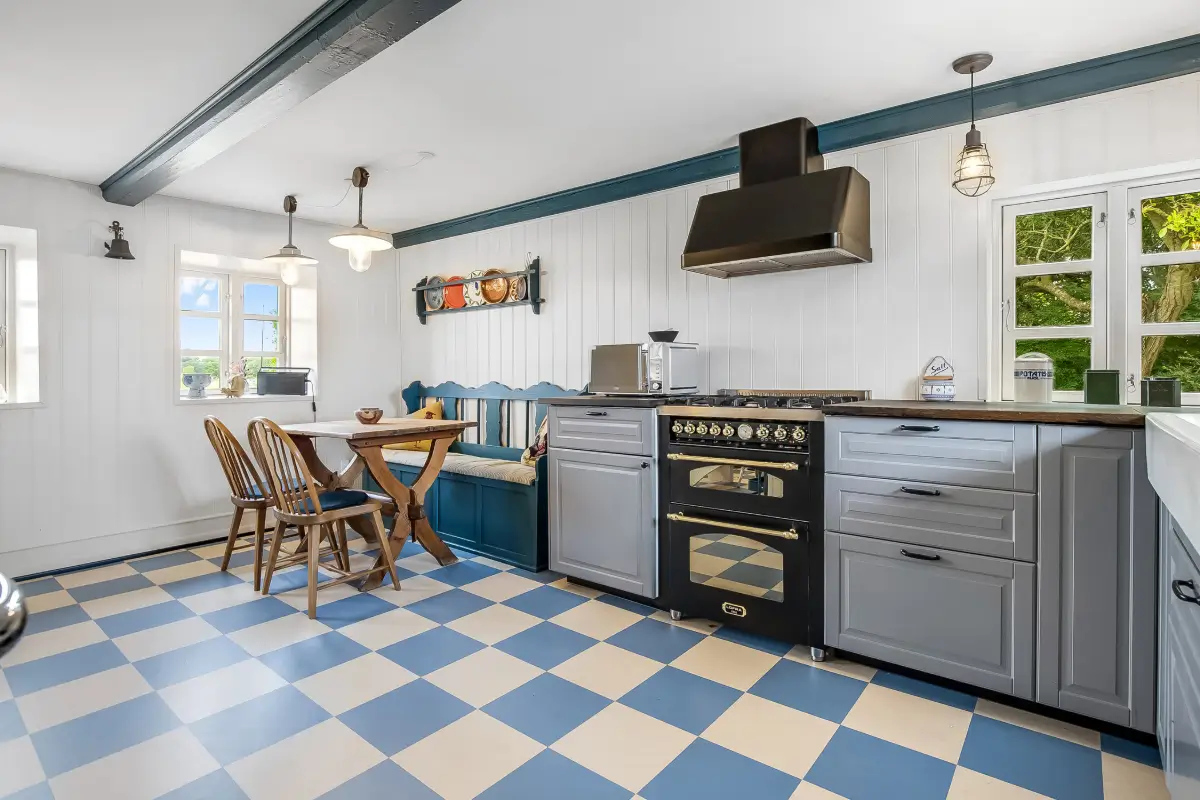 renovated-1900-cottage-near-beach-denmark-cheapscandihomes