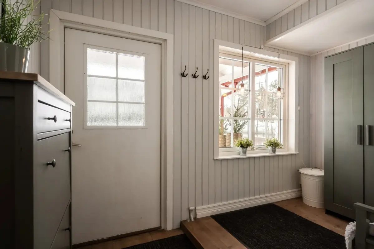 renovated-1940s-house-west-central-sweden-cheapscandihomes