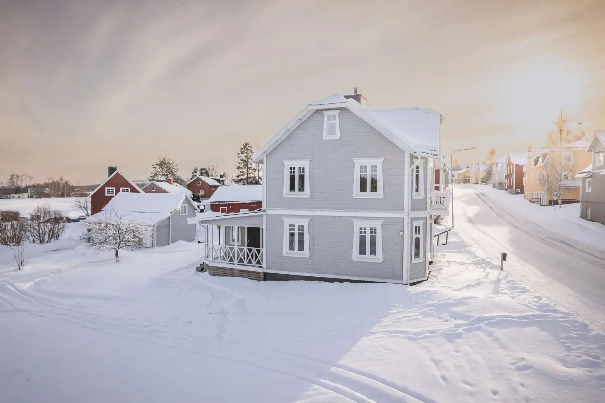 spacious-1920s-home-north-sweden-cheapscandihomes