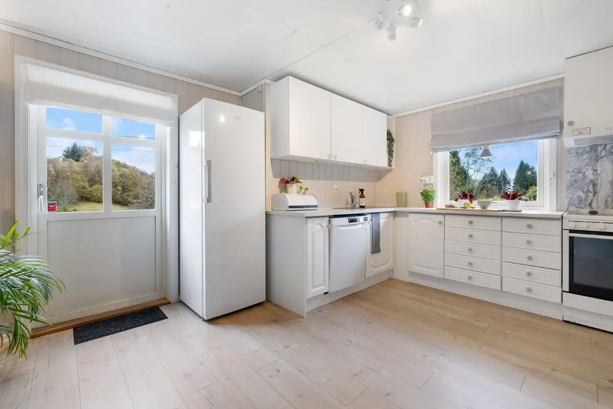 spacious-family-home-close-to-bergen-norway-cheapscandihomes