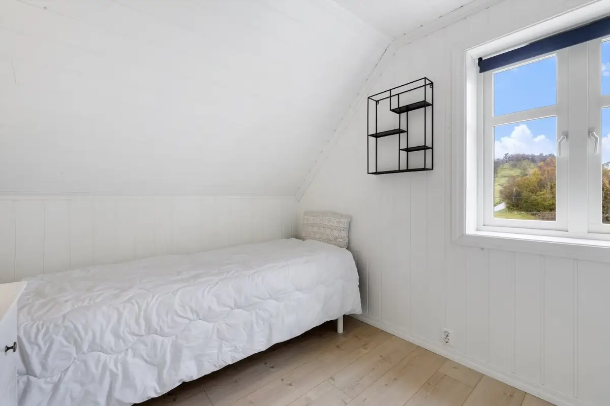 spacious-family-home-close-to-bergen-norway-cheapscandihomes