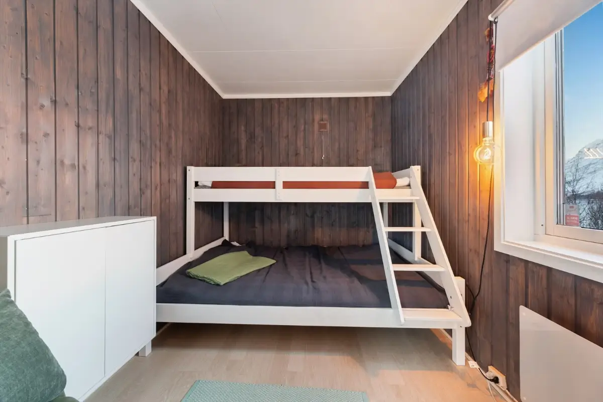 three-bedroom-house-mountain-fjord-view-north-norway-cheapscandihomes