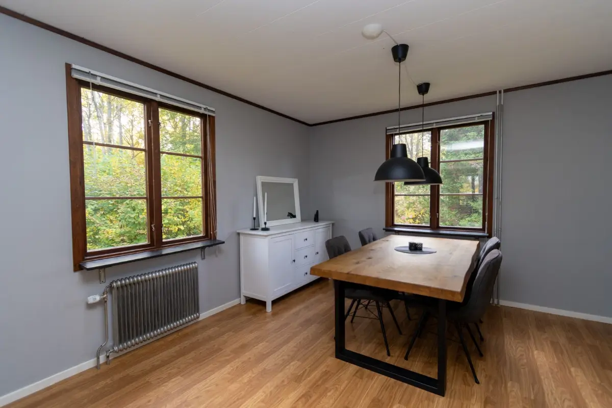 1930s-home-large-multifunctional-outbuilding-south-sweden-cheapscandihomes