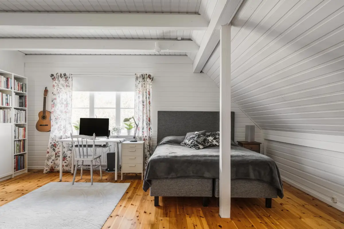 1930s-home-near-lakes-central-sweden-cheapscandihomes