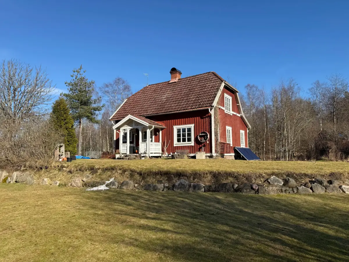 country-house-Four-Hectares-Land-Near-Lake-Möckeln-smaland-cheapscandihomes