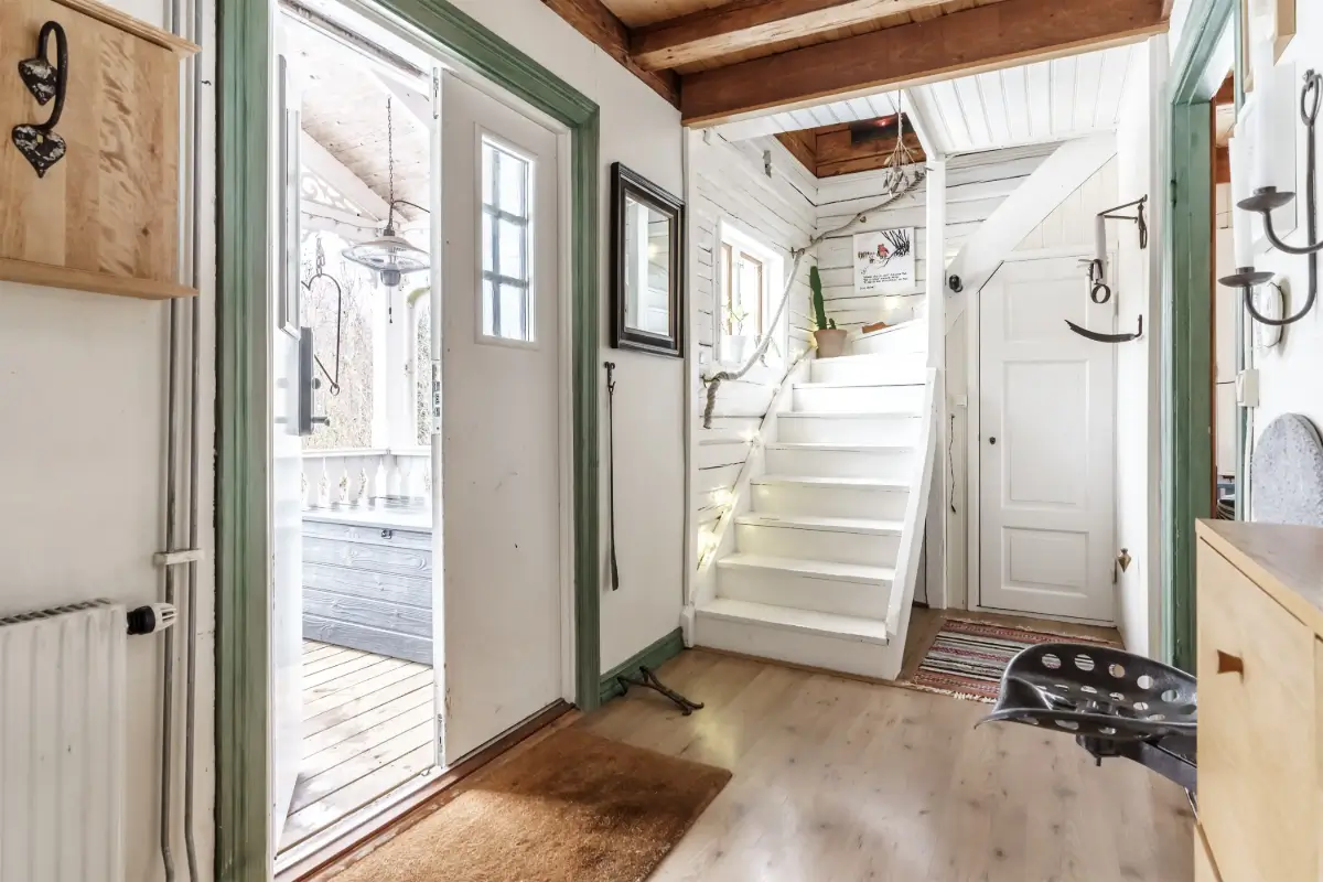 country-house-Four-Hectares-Land-Near-Lake-Möckeln-smaland-cheapscandihomes