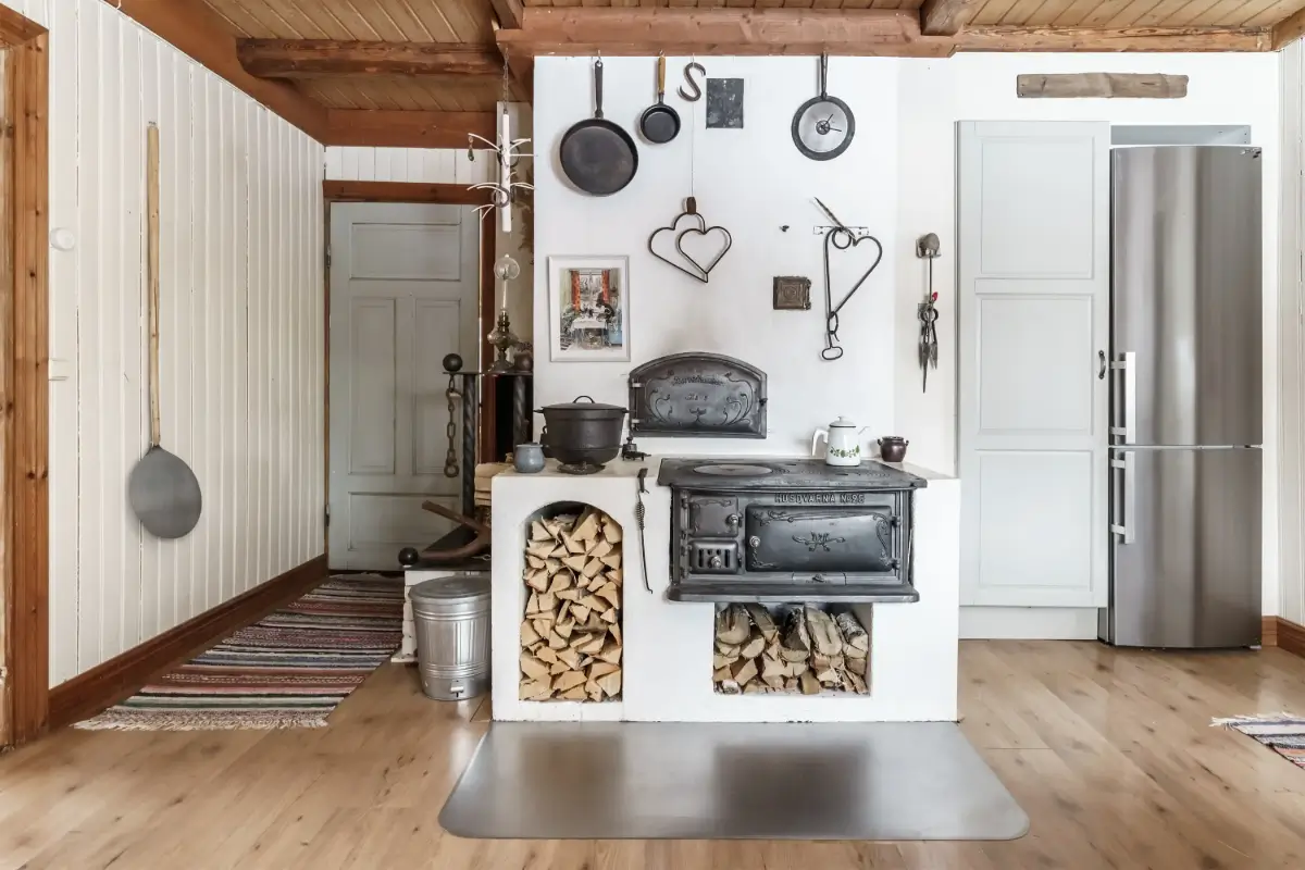 country-house-Four-Hectares-Land-Near-Lake-Möckeln-smaland-cheapscandihomes