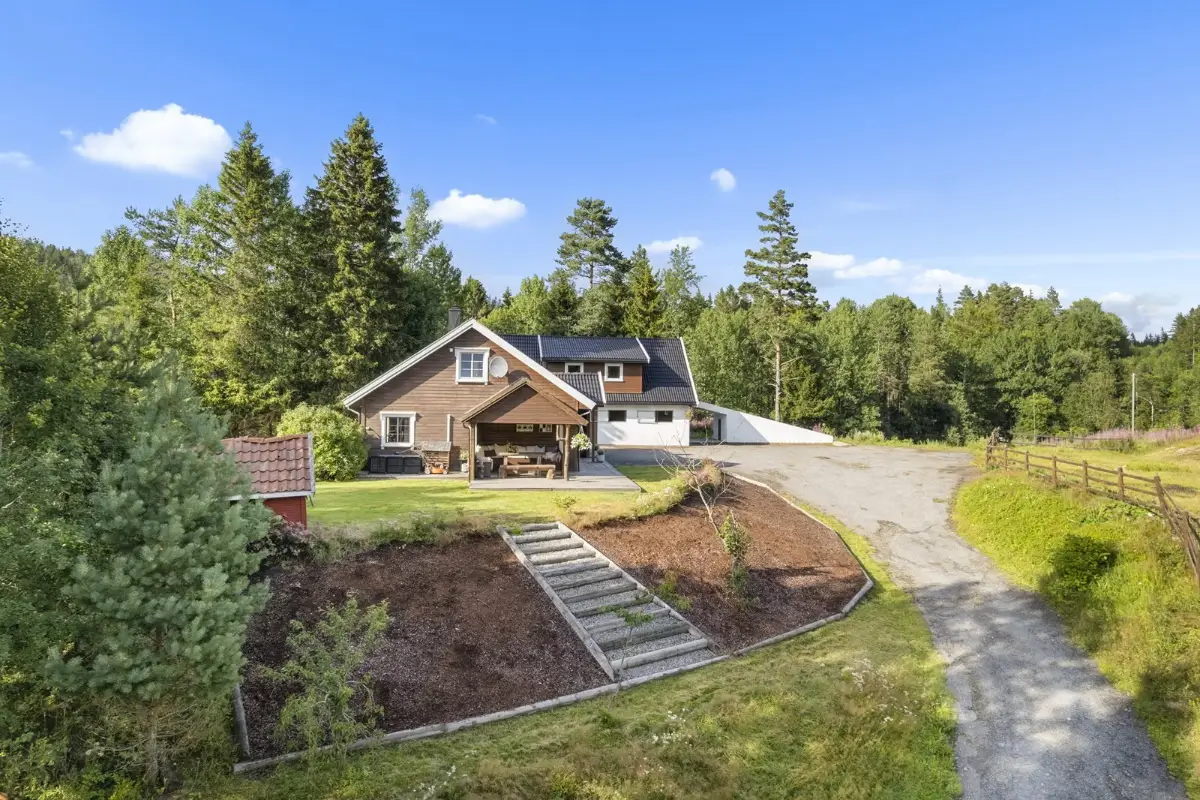 modern-home-guest-house-stables-south-norway-cheapscandihomes