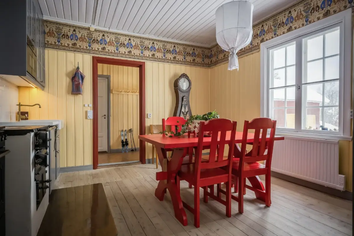 renovated-1920s-forest-guardians-residence-central-sweden-cheapscandihomes