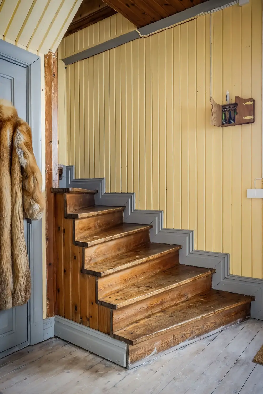 renovated-1920s-forest-guardians-residence-central-sweden-cheapscandihomes