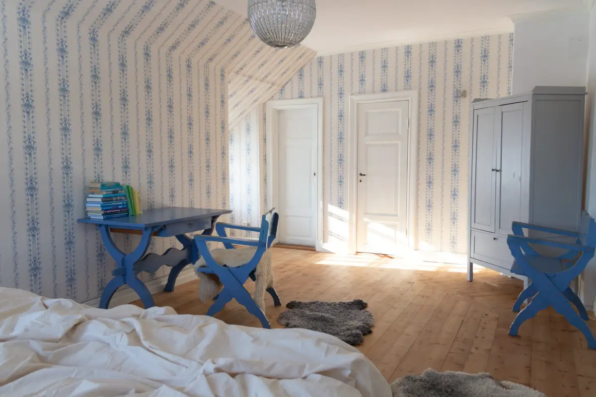 renovated-1920s-forest-guardians-residence-central-sweden-cheapscandihomes