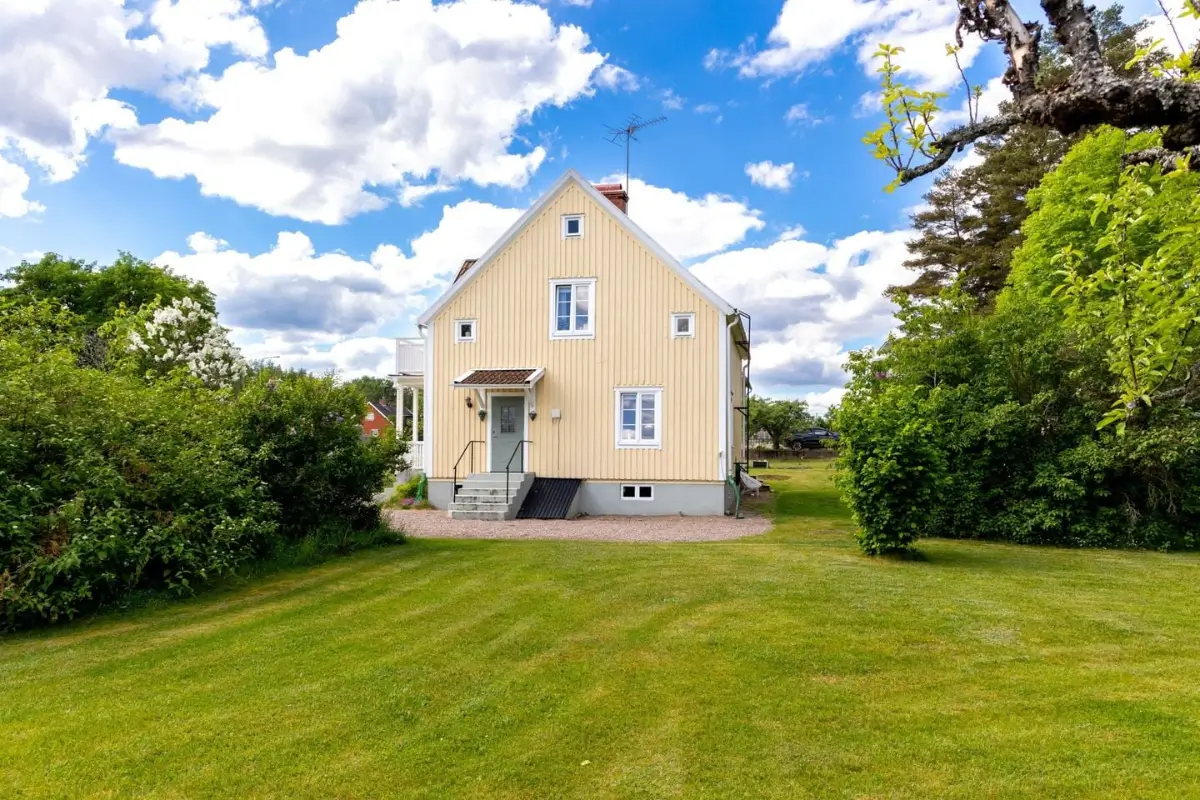 renovated-1930s-home-south-sweden-cheapscandihomes