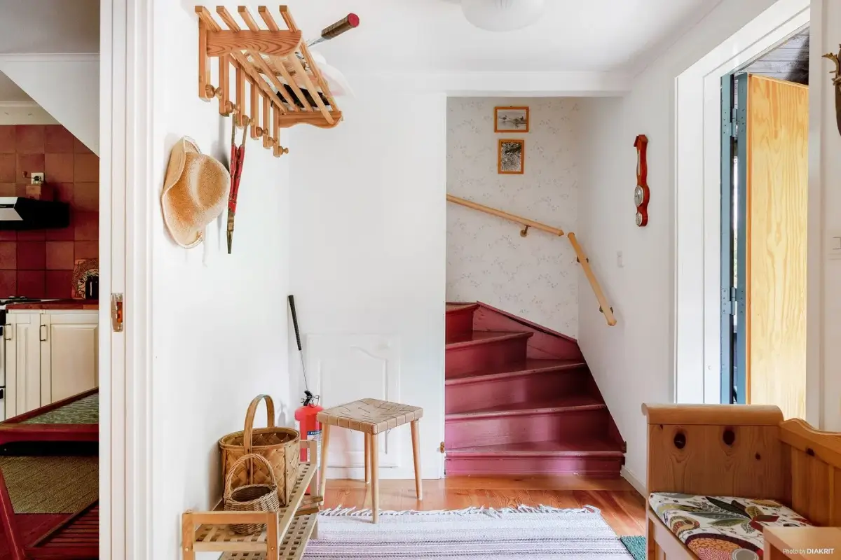 secluded-three-bedroom-house-near-lakes-and-gothenburg-cheapscandihomes